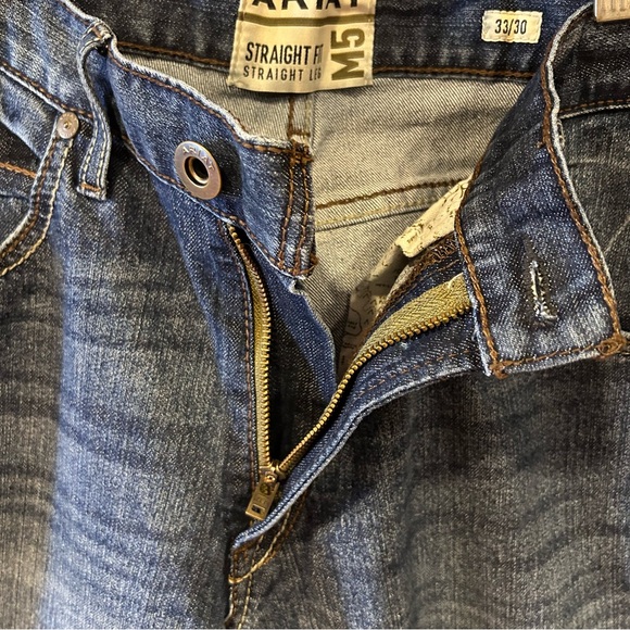 Ariat Men's M5 Dark Indigo Straight  leg Jeans in size 33/30 - Picture 9 of 11